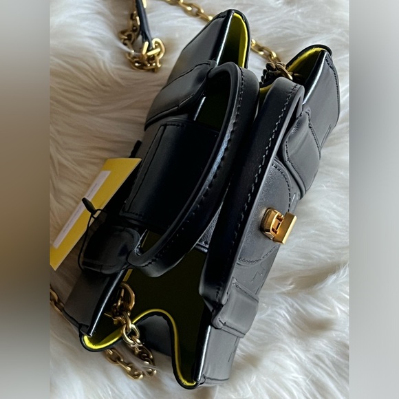 💰SOLD - 2F4HCR015H04 - Marc Jacobs The Turnlock Crossbody Tote Bag - Picture 10 of 16